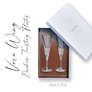 NWT Vera Wang Duchess Toasting Flutes